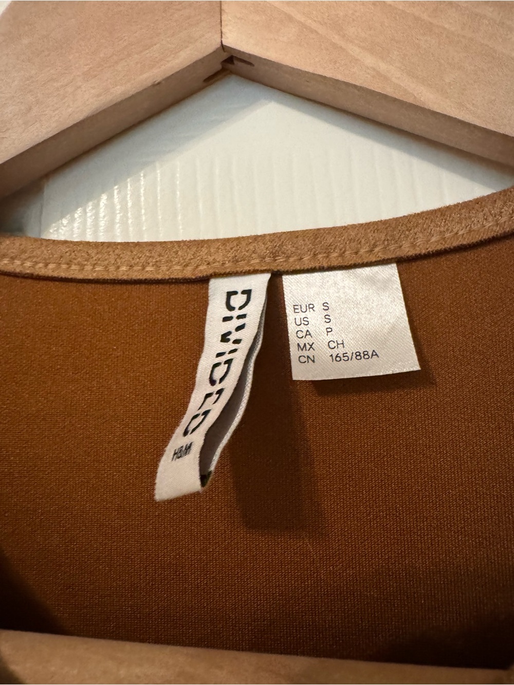 H&M Divided Camel Tan Suede-Look Cropped Jacket - Picture 5 of 6